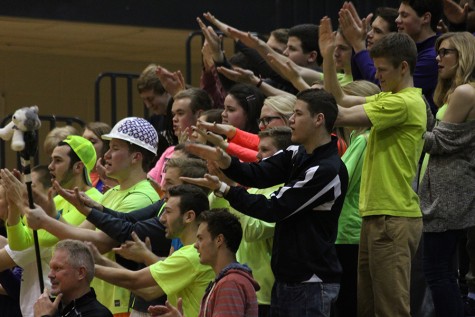 Boys varsity basketball loses to BVW